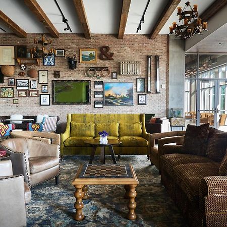 The Stella Hotel, Autograph Collection Bryan Esterno foto