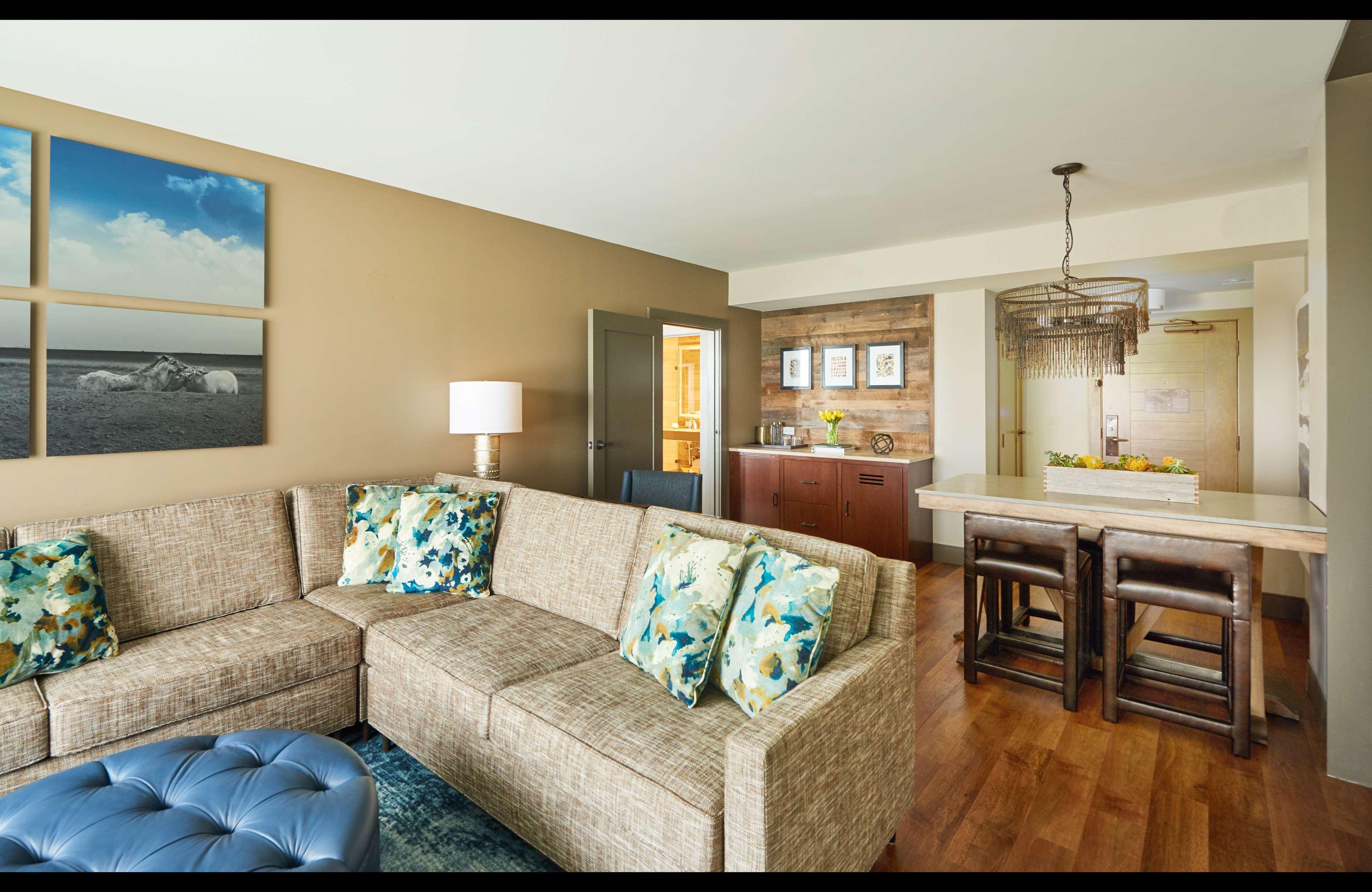 The Stella Hotel, Autograph Collection Bryan Esterno foto
