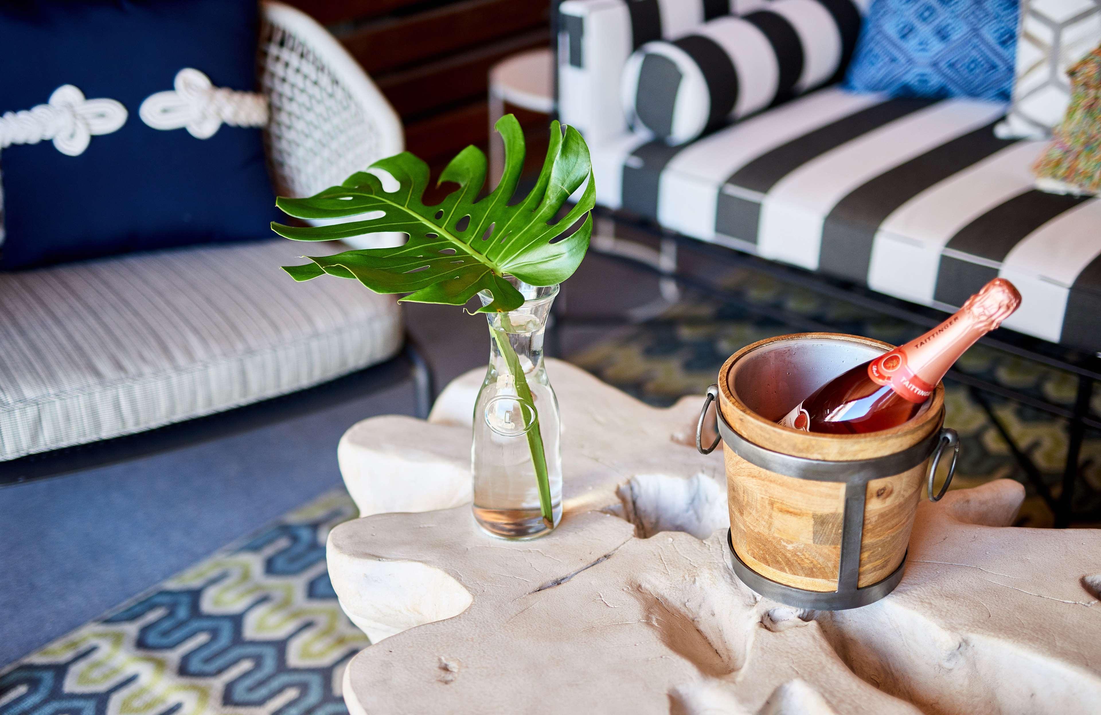 The Stella Hotel, Autograph Collection Bryan Esterno foto