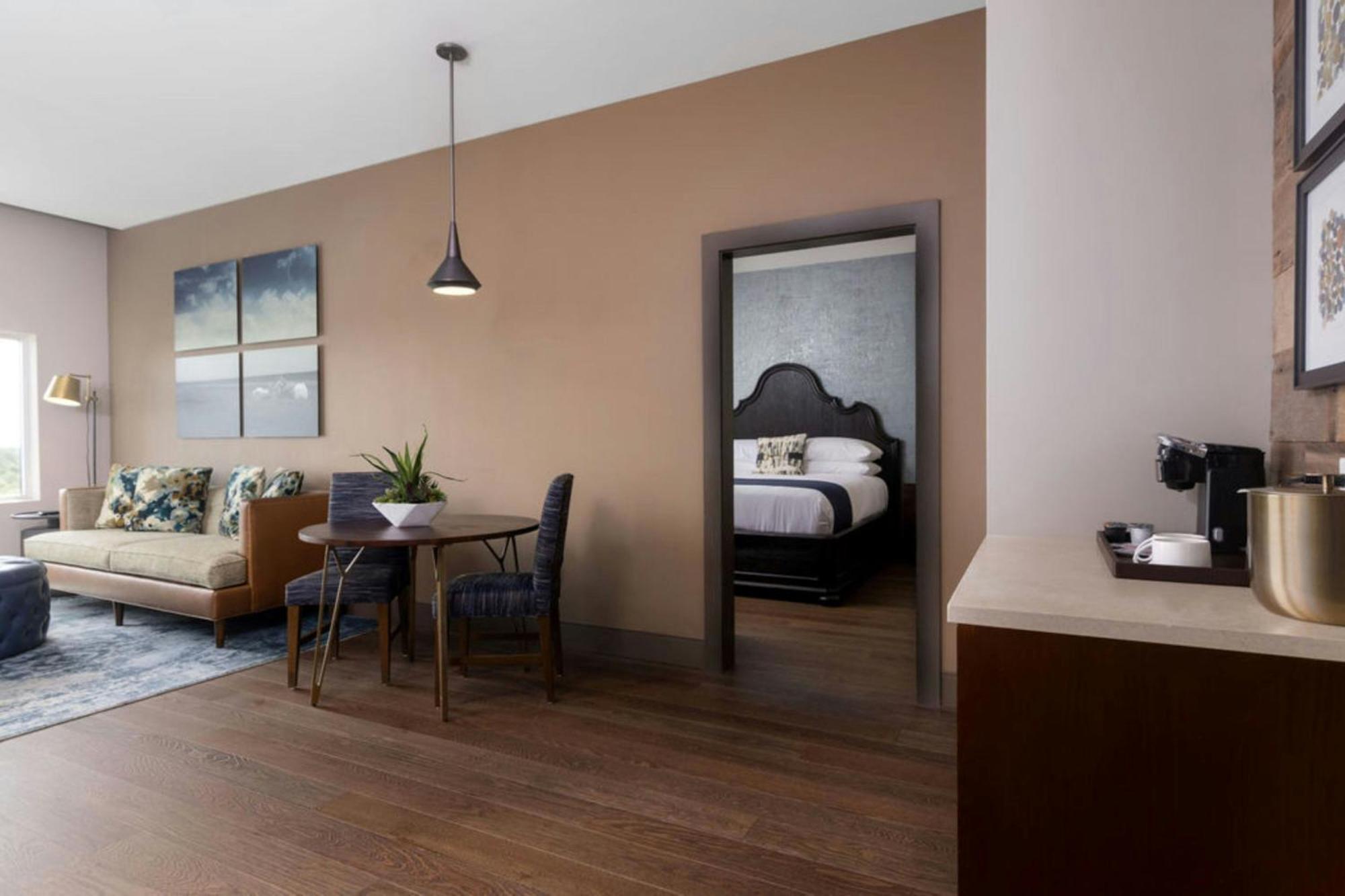 The Stella Hotel, Autograph Collection Bryan Esterno foto