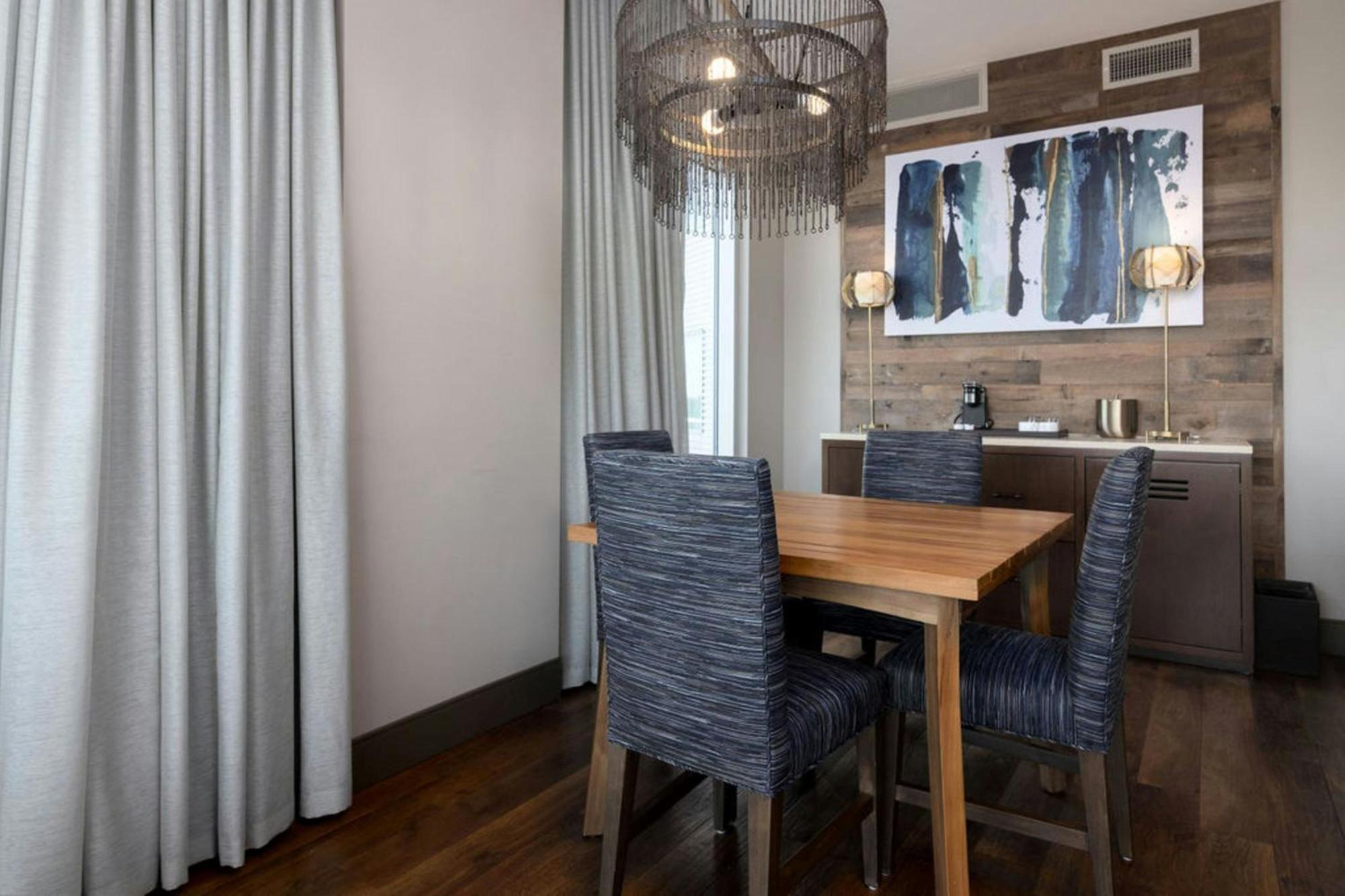 The Stella Hotel, Autograph Collection Bryan Esterno foto